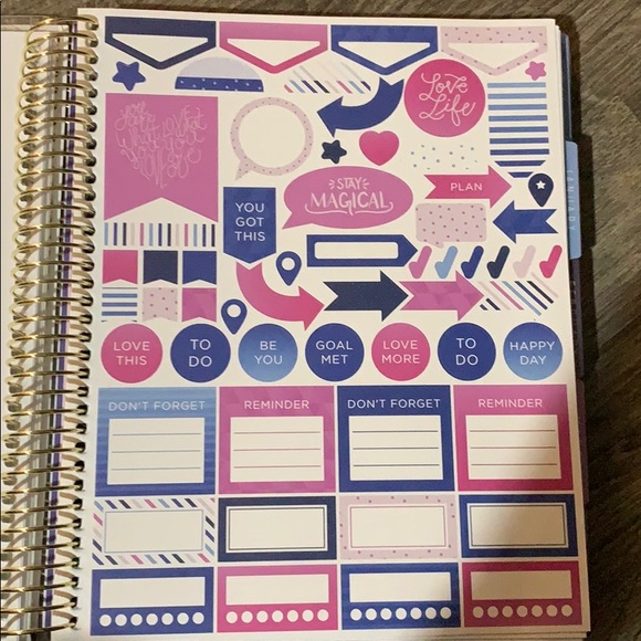 Glitter spiral laminated planner - Picture 4 of 8